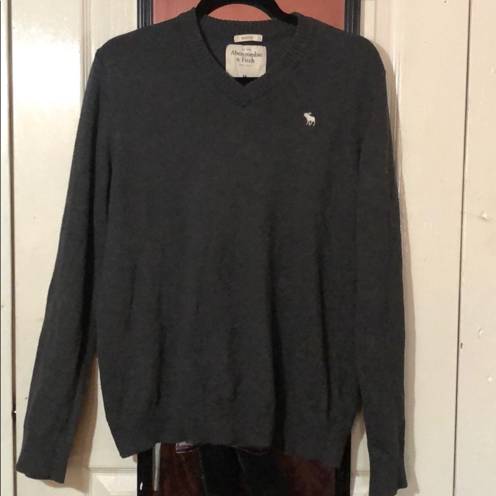 Men’s Abercrombie and fitch sweater